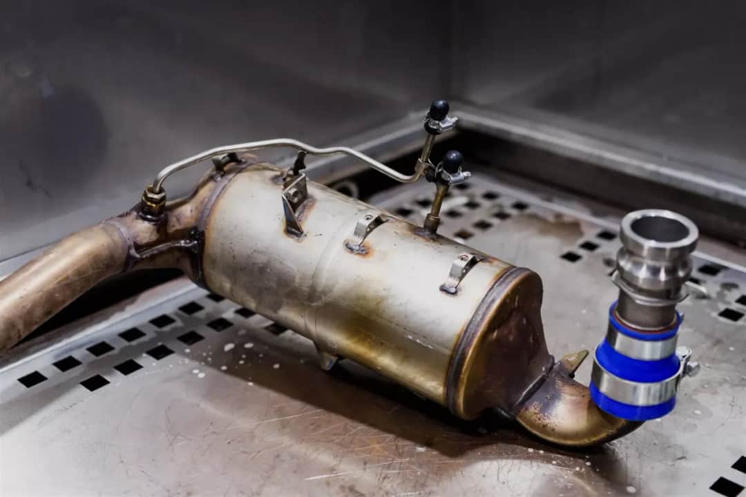 DPF zapchany? Objawy, diagnostyka i ratunek dla Twojego silnika